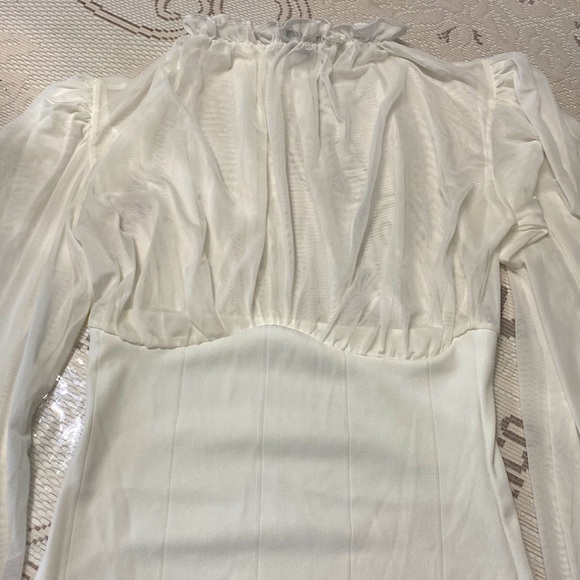 NEW cream bandage mesh dress - Picture 4 of 6